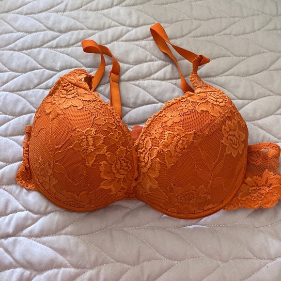 Fredericks of Hollywood Lace Push up Bra - Picture 2 of 6